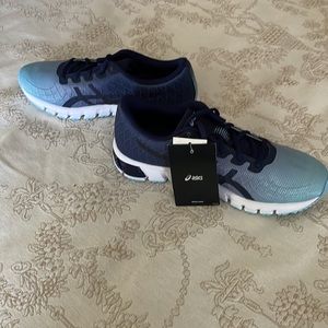 NWT Womens ASICS Gel-Quantum 180 Size 8.5